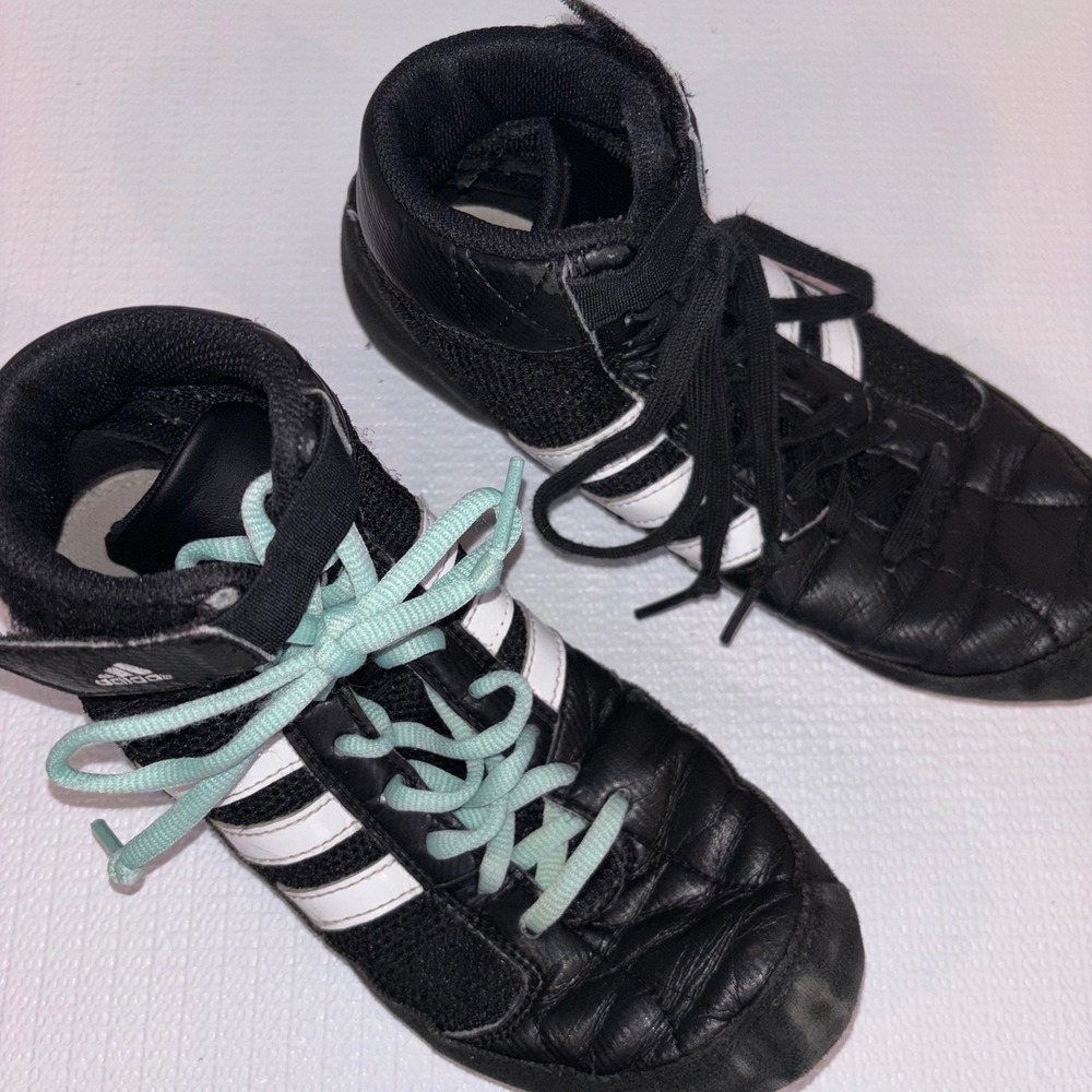 Adidas Wrestling Shoes Black White Stripes Youth Size 5 Athletic Sneakers - Picture 6 of 7
